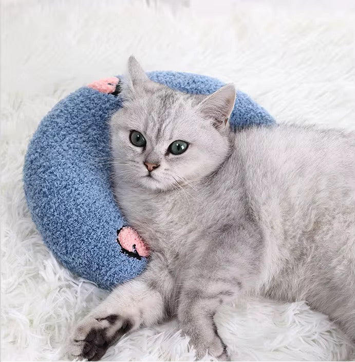 Fleece Half Moon Pillow